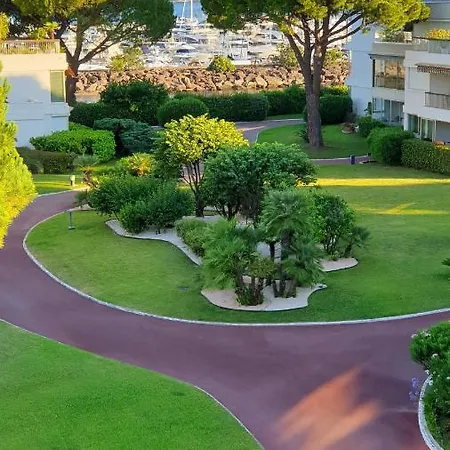 アパート Garden And Sea View Cannes