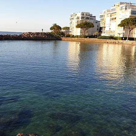 Garden And Sea View Cannes Apartment Mandelieu-la-Napoule